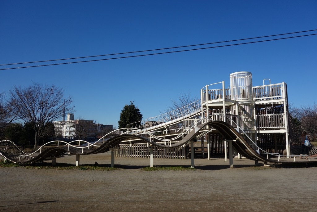 【公園徹底攻略】大島小松川公園 デザイナーズ巨大複合遊具 流転三昧 【公園徹底攻略】大島小松川公園 デザイナーズ巨大複合遊具 流転三昧