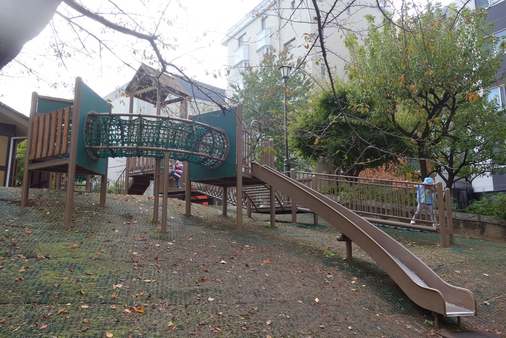 【公園徹底攻略】宮本公園 神田明神裏の茶室のような趣の公園 流転三昧